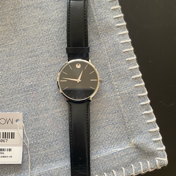 Movado Collection Watch, 40 MM Brand New - Picture 2 of 8